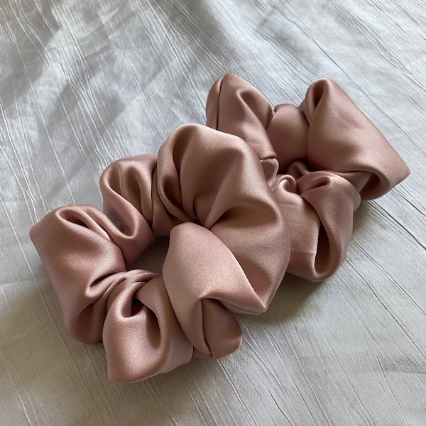 Chouchou / Scrunchy / Jardin d'été  / Satin rose