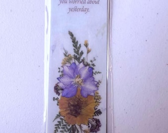 Artisan-Hand-Pressed Flowers • Rocky Mountain Pacific Northwest • Handcrafted Real Flower Bookmarks with Green Tassel– Set of 12