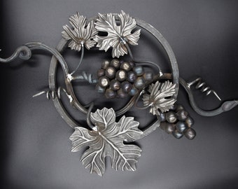 Lovely big steel grapes rosette, Wall Art, Metal Craft Work, Architecture decor piece, Home decor, Decoration or fence element