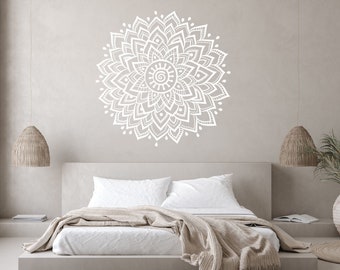 Wandtattoo „Mandala“ Wandsticker in 30 Farben und 3 Größen (M06)