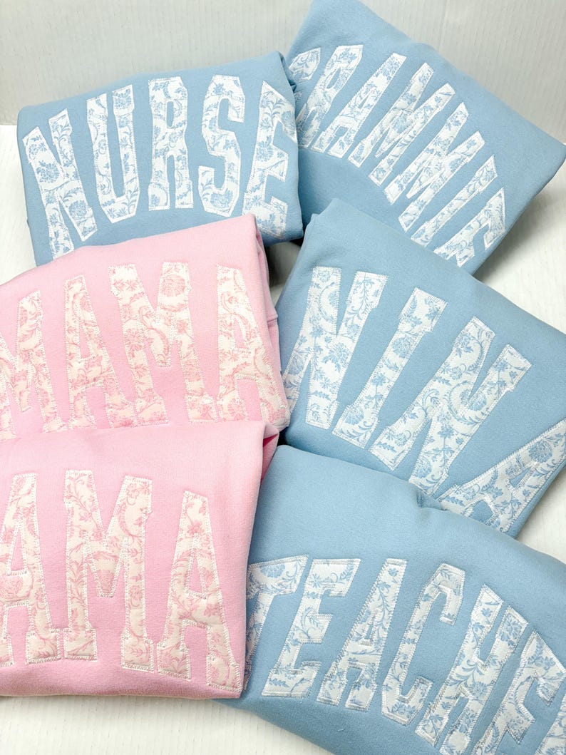 Tshirt sweat-shirt brodé avec appliqués maman Maman fille rose grand millénaire. Broderie florale rose maman. Cadeau pour maman. Sweat-shirt de maternité image 2