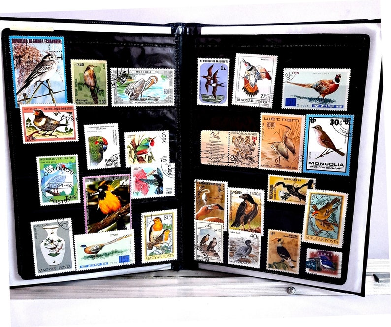 Stamp Album 8 Pages 100 Different All Large Commemorative World Wide