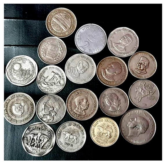 ヴィンテージインド記念硬貨10枚、希少ルピー・パイサ・コレクション