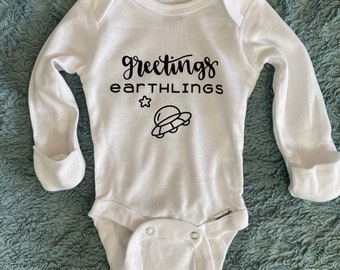 UFO Bigfoot Vintage Newborn Baby Long Sleeve Bodysuits Rompers Outfits