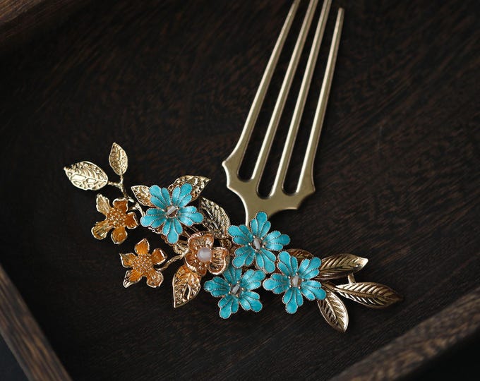 Handmade Gold Flower Hair Comb: Copper Crystal Bridal Accessory