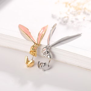 Pendientes de conejito de cobre en plata de ley 925, pendientes con forma de puño de conejo, pendientes mini minimalistas, regalo para ella, regalo para mujer, chapado en oro de 18 k