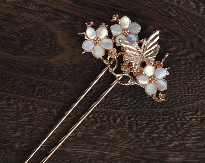 Handmade White Flower Hair Stick: Copper Butterfly Hair Pin