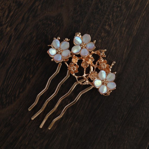 Handmade gold hair comb flower hair comb white copper bride hair accessories gift for her women mother Decorative Combs jewelry