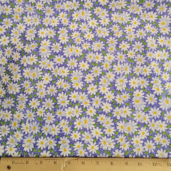 Purple Daisy Fabric, Keepsake Calico Daisy Fabric, 100% cotton Flower Fabric, Colorful Fabric by the yard