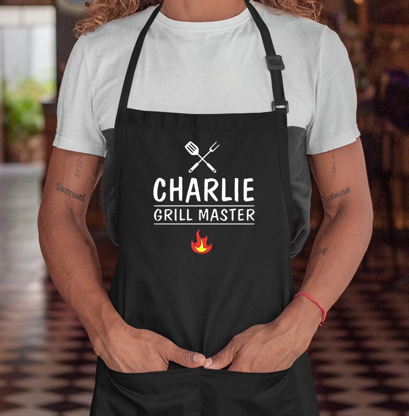  Customizable Chef Apron, Father Christmas Gift, Personalized Mens  Gifts Ideas, Grilling Gifts for Men, Apron for Cooking Gift, Customizable  Men and Women Chef Apron, BBQ Gifts for Men, Made in USA 