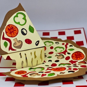 Cartão de felicitações pop-up de pizza