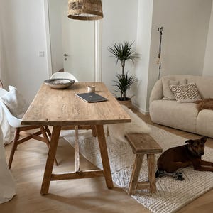 Mesa de comedor FRANZ de madera maciza, cepillada con aspecto de madera recuperada, mesa de madera hecha a mano.