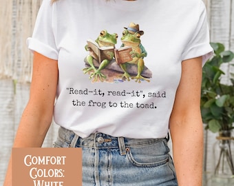 Frog Lover T-Shirt, CUTE FROGS READING a Book Shirt, Trendy Boho Amphibian Tee, Frog and Toad Shirt, Frog Lover Gift, Reading Teacher Shirt