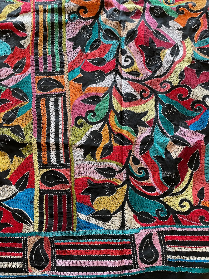 Tulip Motifs Made With Kantha Stitches on Black Bangalore Silk Saree