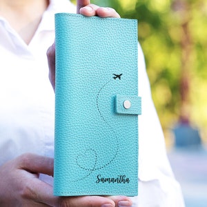 Cartera de viaje para mujer, porta pasaporte, regalo personalizado para ella / Cartera de cuero grabada con láser, el mejor regalo para las vacaciones de verano / Regalo de viaje