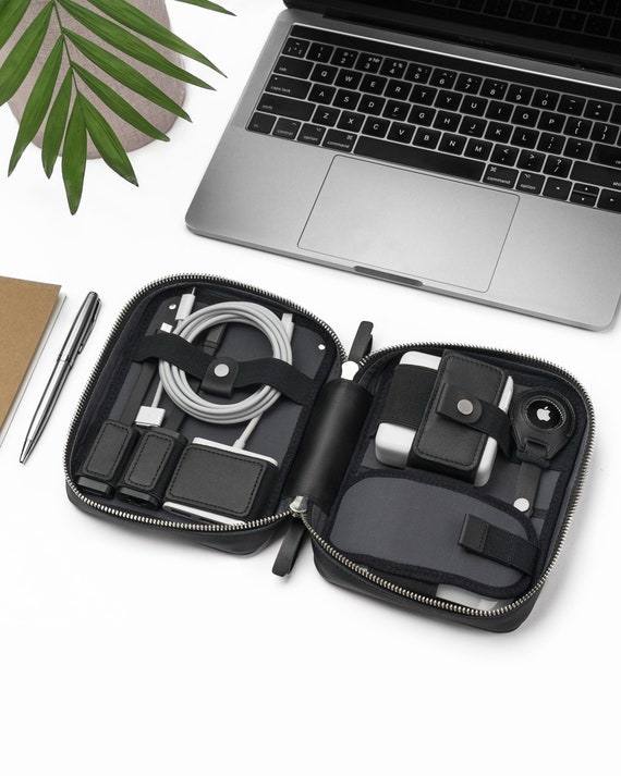 Goodbye, Snagged Cables! The Quirky Side of Electronics Organizers