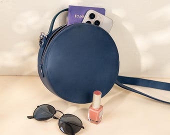 Handmade Leather Circle Crossbody Bag – Minimalist Shoulder Purse