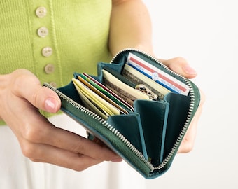 Personalized Leather Wallet woman, Zip Around Leather Wallet, Small Leather Wallet & Credit Card Holder Coin Purse with multiple pockets