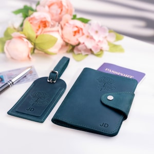 Personalized Leather Passport Holder & Luggage Tag Set with Birth Flower | 3rd anniversary gift, custom Travel gift Set for her and him