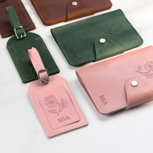Custom Leather Passport Holder and Luggage Tag Personalized with Birth Flower embossed | Travel gift Set for her & him