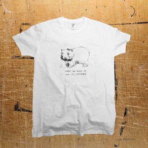 Grappig slaperig capibara T-shirt, natuur dier illustratie T-shirt, potloodtekening tshirt, kerstcadeau top voor hem, cadeau voor haar, wild cool