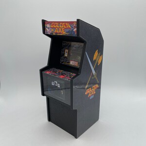 Golden Axe Arcade Squirrel Bird Feeder, Fun Gift Idea, Unique Gift, Bird Feeder, Retro Arcade Cabinet, Funny Feeder