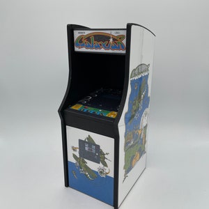 Galaxian Arcade Squirrel Bird Feeder, Fun Gift Idea, Unique Gift, Bird Feeder, Retro Arcade Cabinet, Funny Feeder