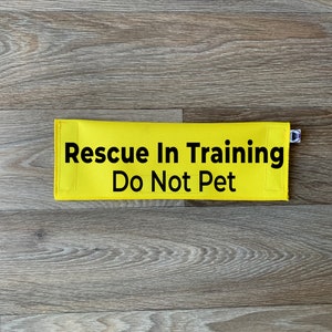 Dog Leash Sleeve | Rescue In Training Do Not Pet | Lead Cover | Leash Sign