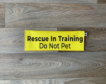 Dog Leash Sleeve | Rescue In Training Do Not Pet | Lead Cover | Leash Sign