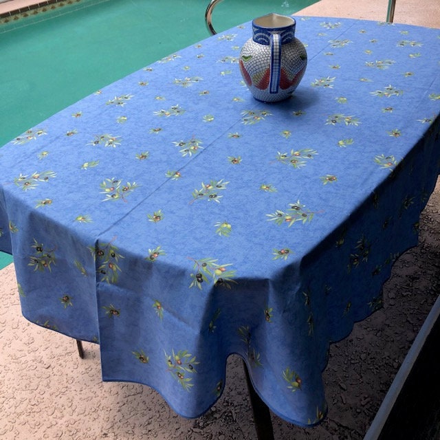 Nappe Ovale thème Provence pour table 220 cm X 150 cm (LT014)