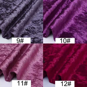 Puede incluir: Cuatro muestras de tela en diferentes tonos de morado y rosa. Las muestras est&aacute;n etiquetadas con 9#, 10#, 11# y 12#.