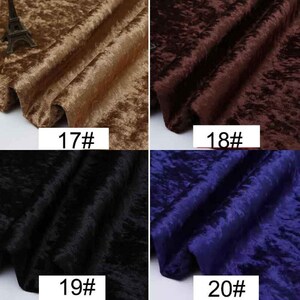 Puede incluir: Cuatro muestras de tela en diferentes colores: marr&oacute;n, marr&oacute;n oscuro, negro y azul. Las muestras est&aacute;n etiquetadas con los n&uacute;meros 17, 18, 19 y 20.