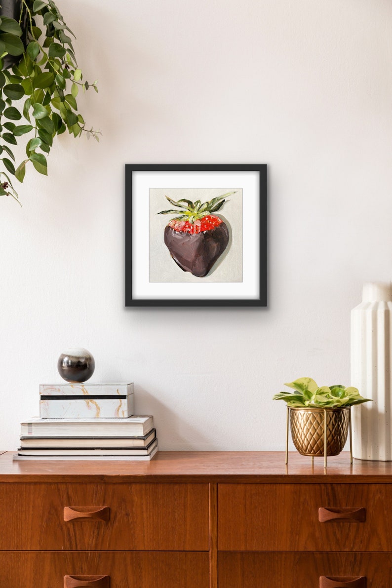 Impression encadrée de fraises enrobées de chocolat avec passe-partout Imprimé fraise Art fruité Art fraise Cadeau Saint Valentin Artiste de Chicago image 4