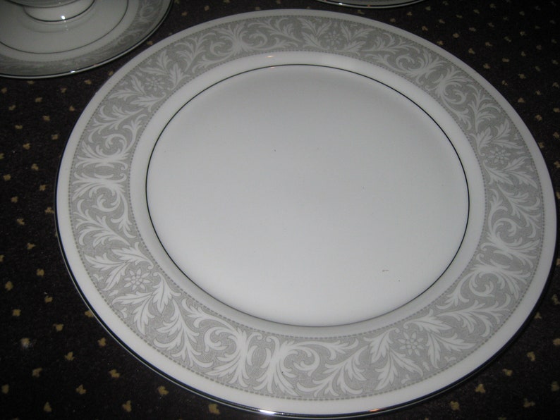 W Dalton Imperial China Whitney 5671 4 Piece Place Setting Etsy