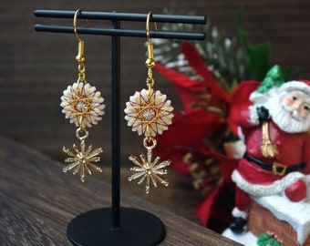 Christmas earrings / shiny  / silk thread / minimal