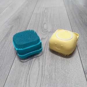 Silicone Pet Bath Brush: Shampoo Dispenser, Massage & Grooming