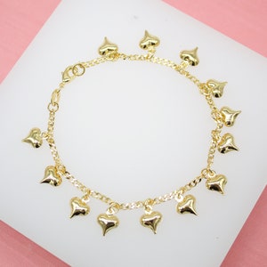 18K Gold Filled Charm Bracelet With Small Heart Charms For Wholesale Dainty Curb Charm Bracelets (I175)