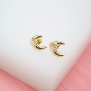 18K Gold Filled Moon Stud Earrings For Wholesale Jewelry Supplies & Earring Findings (L22)