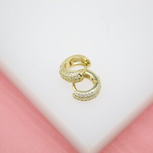 huggies 18k zirconia