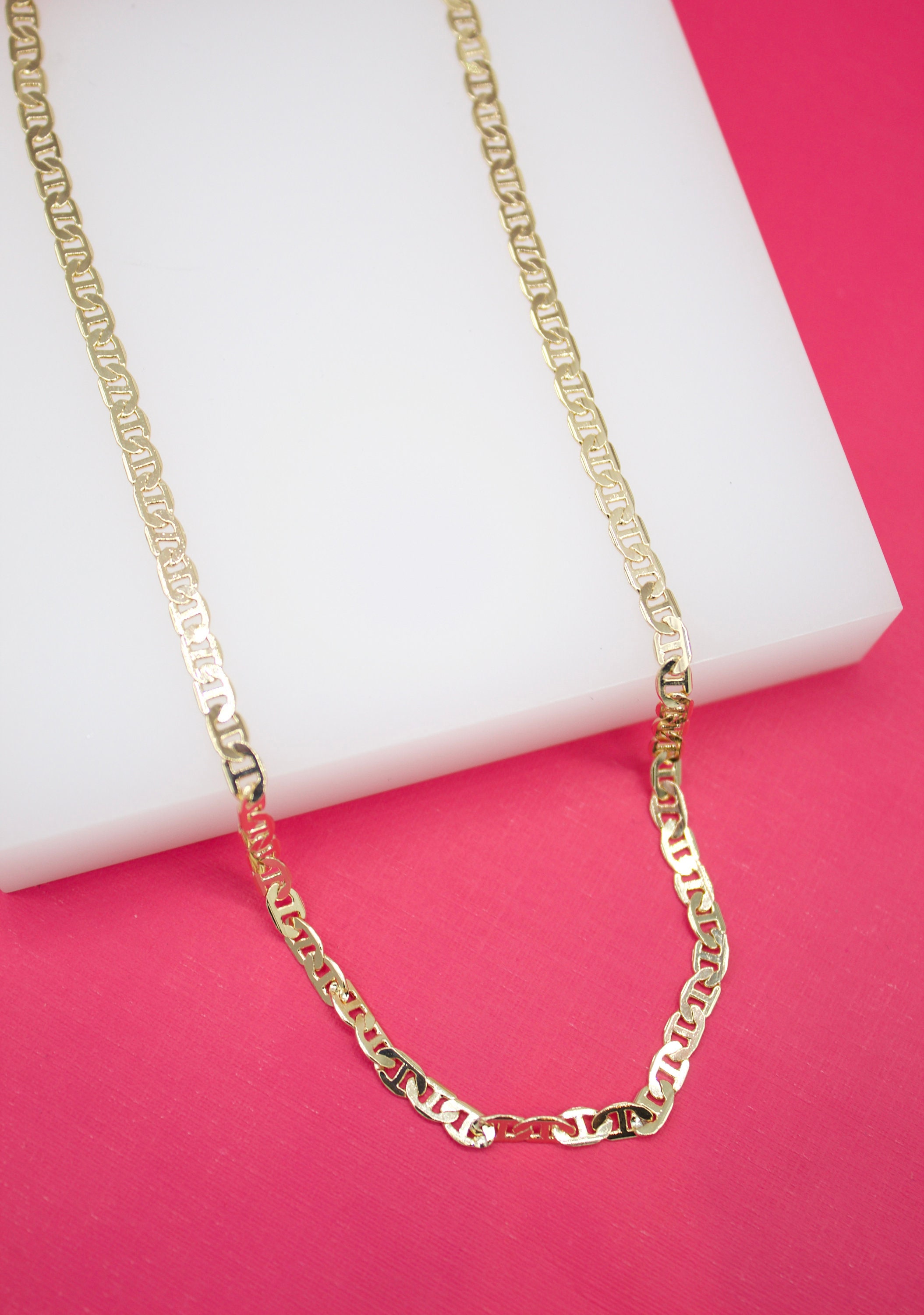 Flat gucci sales chain