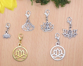 Lotus, Lotusblume, Yoga Lotus, Anhänger mit Karabiner, OM Lotus, Symbol Reinheit, Körper Geist Seele, Blume, Blüte, Buddha Lotus Erleuchtung