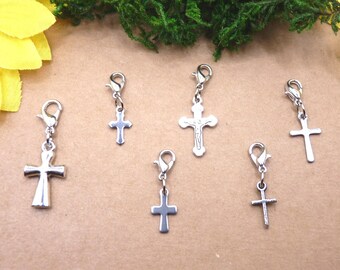 Croix, pendentif avec mousqueton, symbole religieux, religion, église, foi