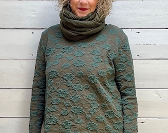Merino sweater, cloqué knit fabric, olive-sage, S-XL