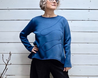 Casual cozy sweatshirt with swing, long sleeve, many colors