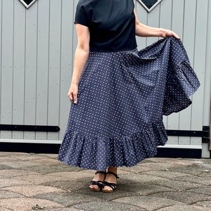plate skirt with flounce flamenco skirt dark blue dots image 7