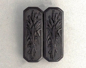 Tall Wheat Sheaf Belt Buckle in Dk Brown Color
