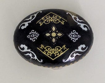 Reproduction Pique Brooch, Dome with Square Gold & Silver Design