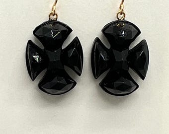 Cross Pattée Alisee Earrings