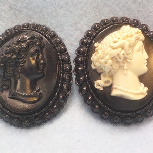 Cameo Brooch with Ornate Edge