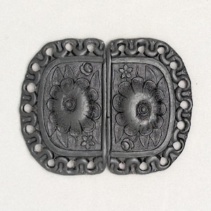 Pierced Edge Buckle